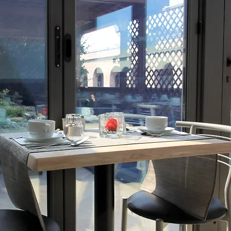Hotel Aphrodite 4*