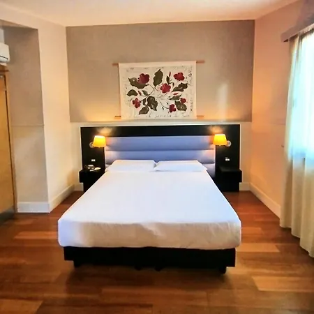 Aphrodite 4*