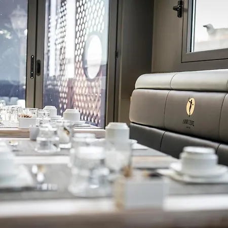 Hotell Aphrodite 4*