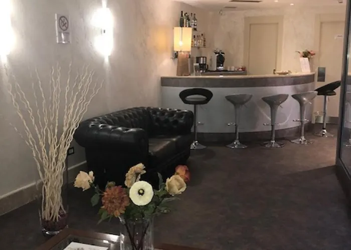 阿佛罗蒂特酒店 酒店 4*